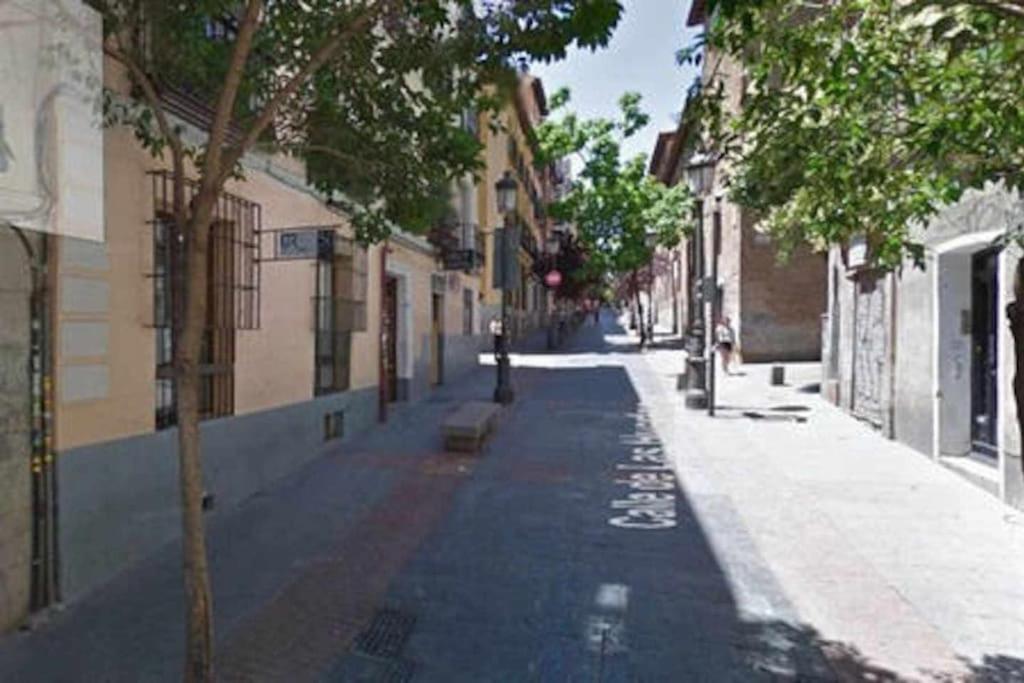 Calle Huertas Acogedor By Regalatemadrid Esterno foto